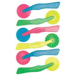 Plastic Dough Cutting Wheels - Set of 6 Plain & Pattern